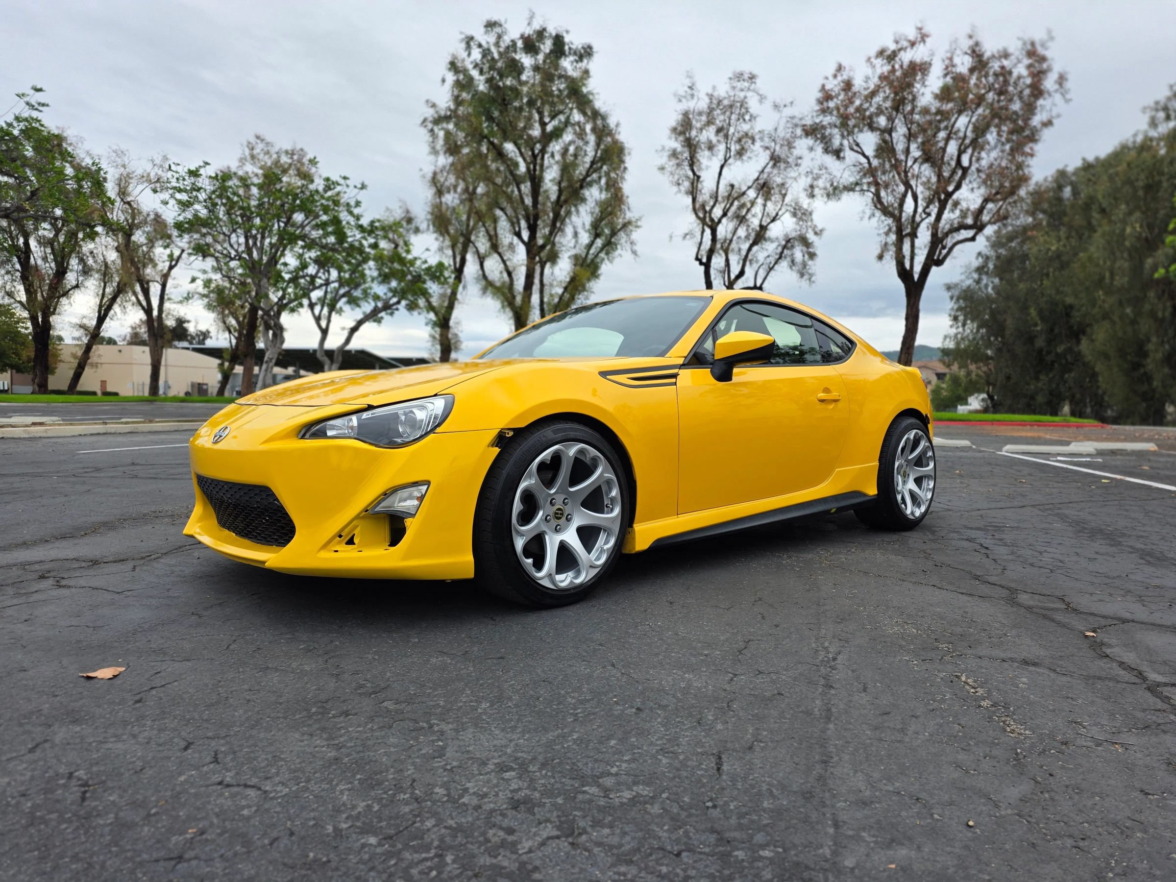 Used 2015 Scion FR-S Release Series 1.0 RWD image 8