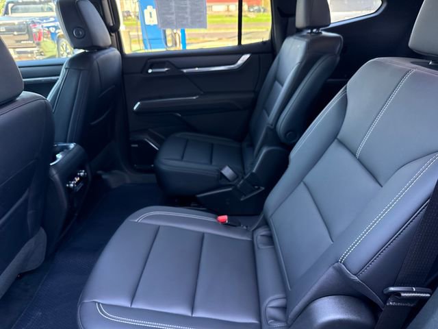 Used 2026 GMC Acadia Elevation w/ Elevation Premium Package AWD/4WD image 30