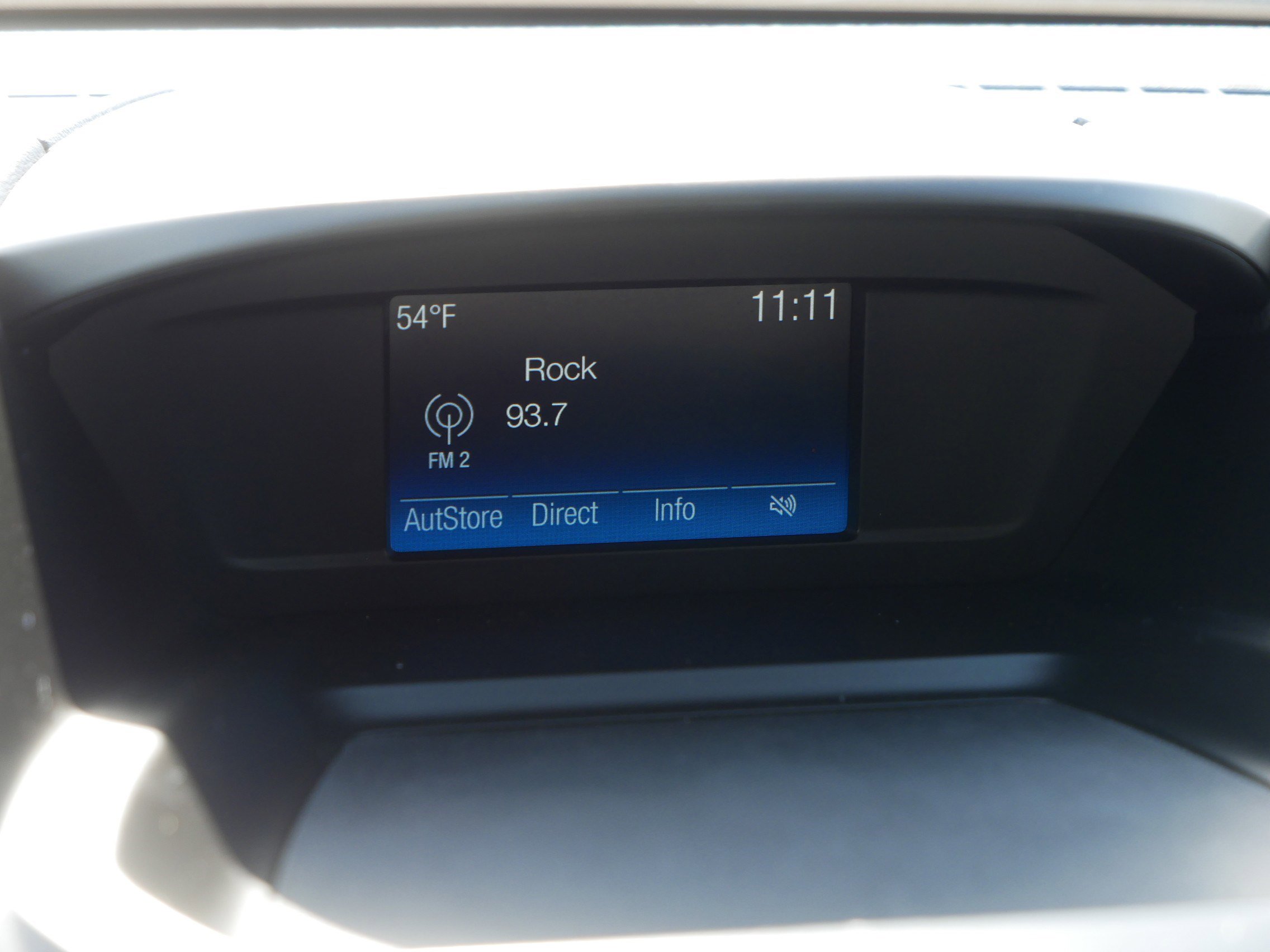 Used 2018 Ford Escape SE image 22