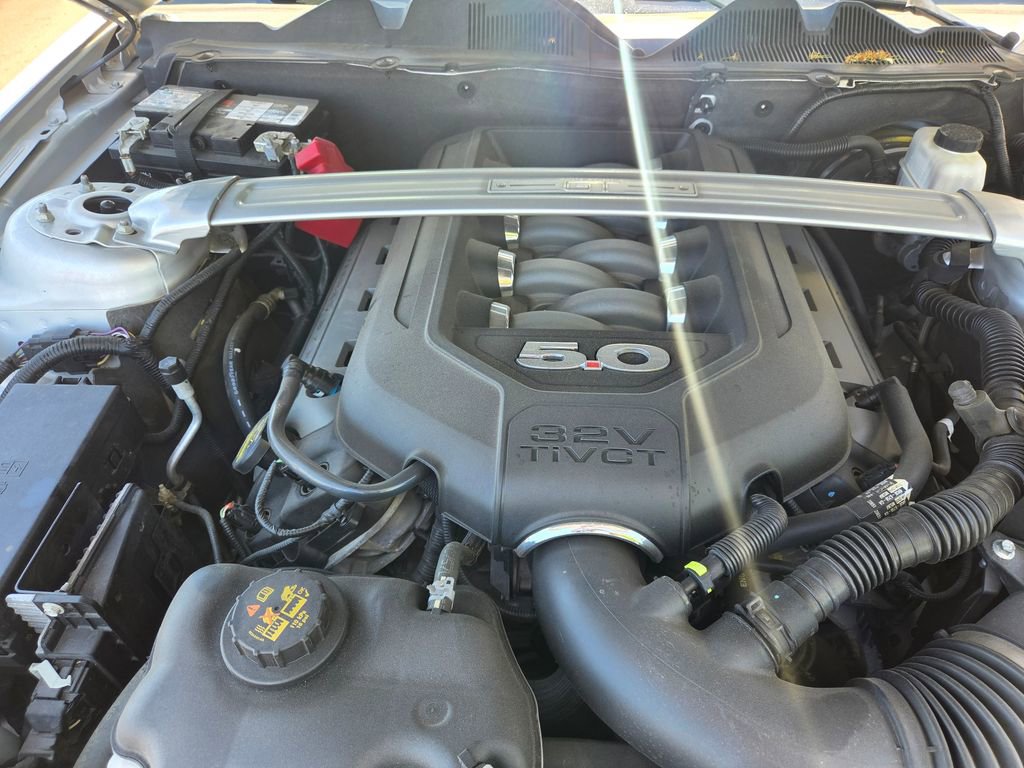 Used 2013 Ford Mustang GT Premium RWD image 8