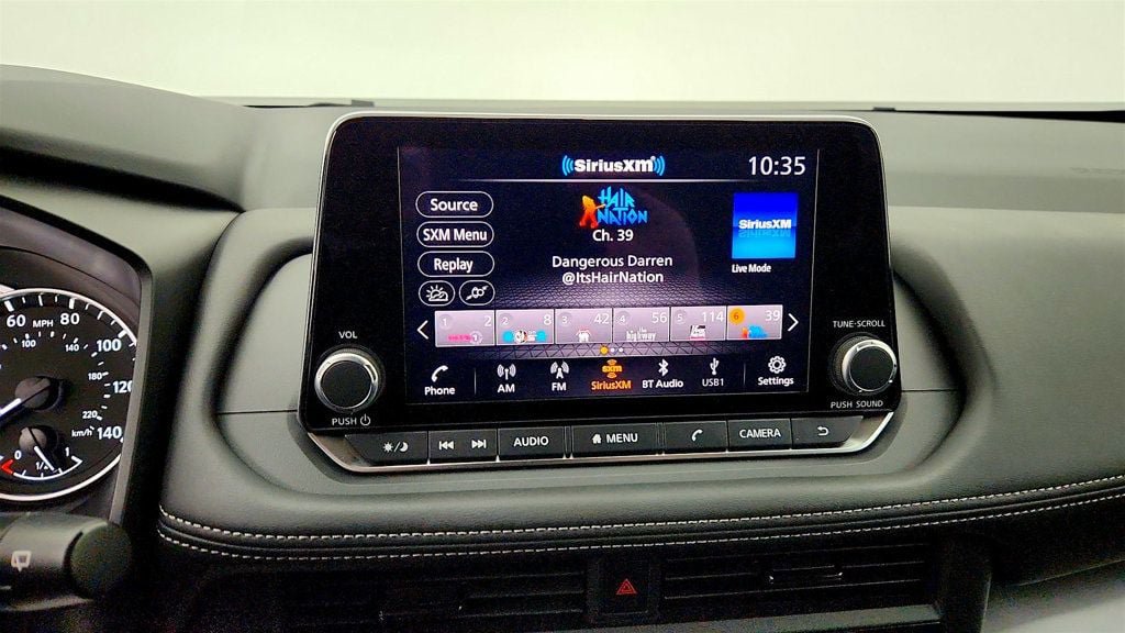 Used 2026 Nissan Rogue SV FWD image 33