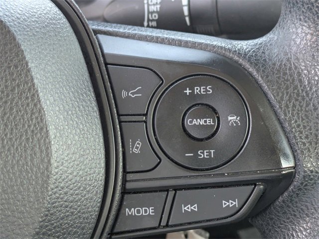 Used 2022 Toyota Corolla LE image 22