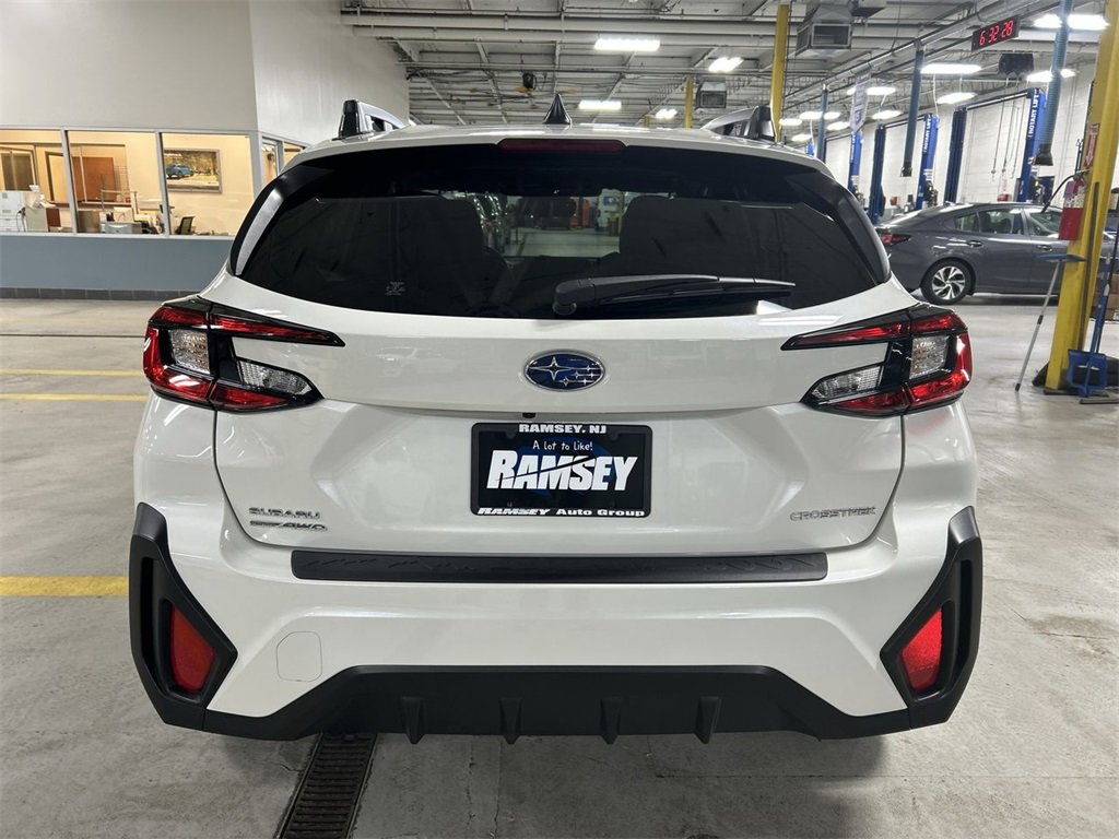 Certified 2025 Subaru Crosstrek 2.0i Premium image 26