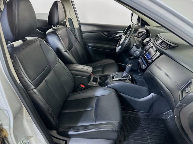 Used 2018 Nissan Rogue SL image 11