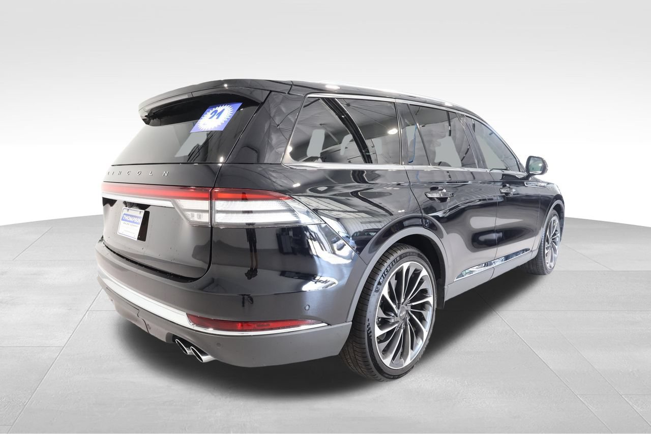 Used 2021 Lincoln Aviator Reserve w/ Equipment Group 202A AWD/4WD image 4