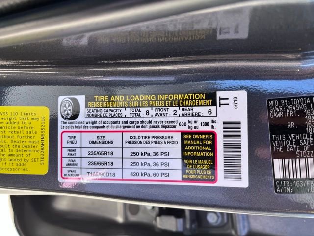 Used 2022 Toyota Highlander LE image 12