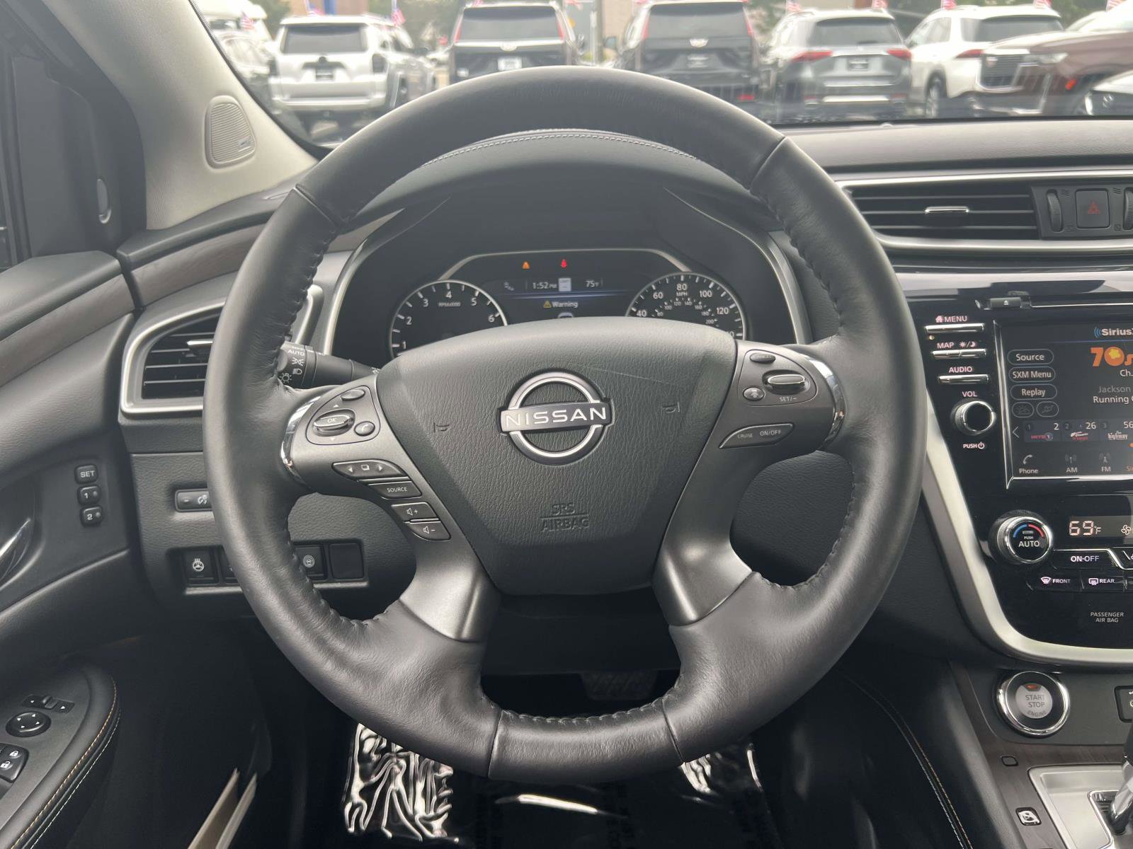 Used 2024 Nissan Murano Platinum w/ Cargo Package image 13