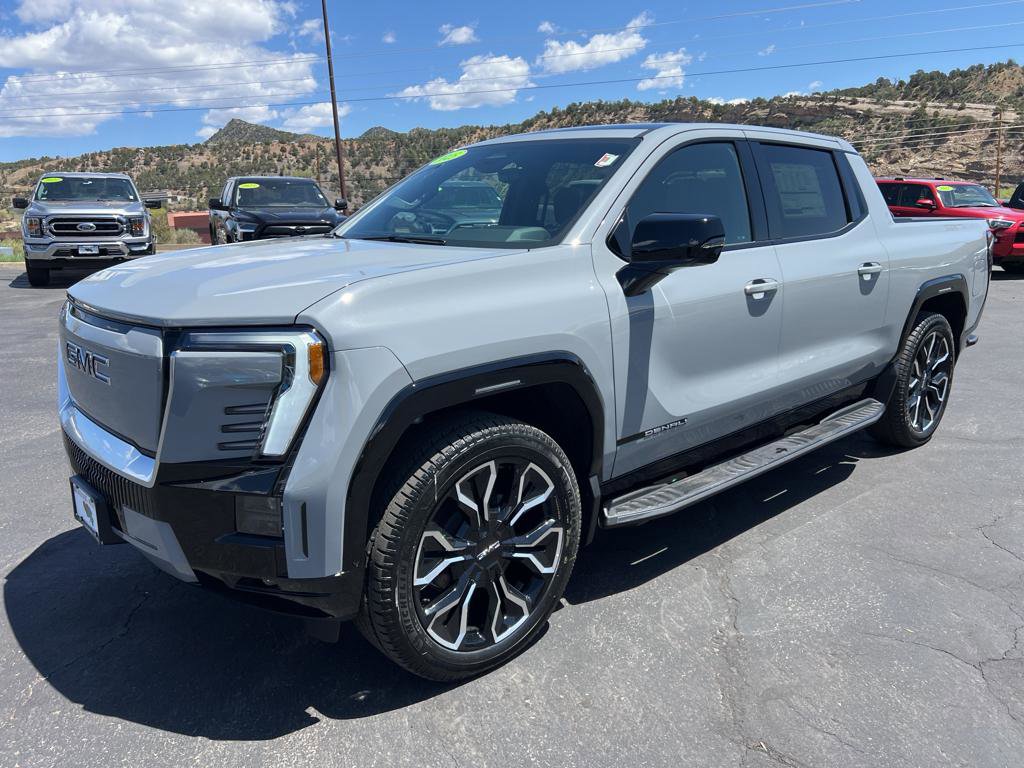 New 2025 GMC Sierra EV Denali image 3