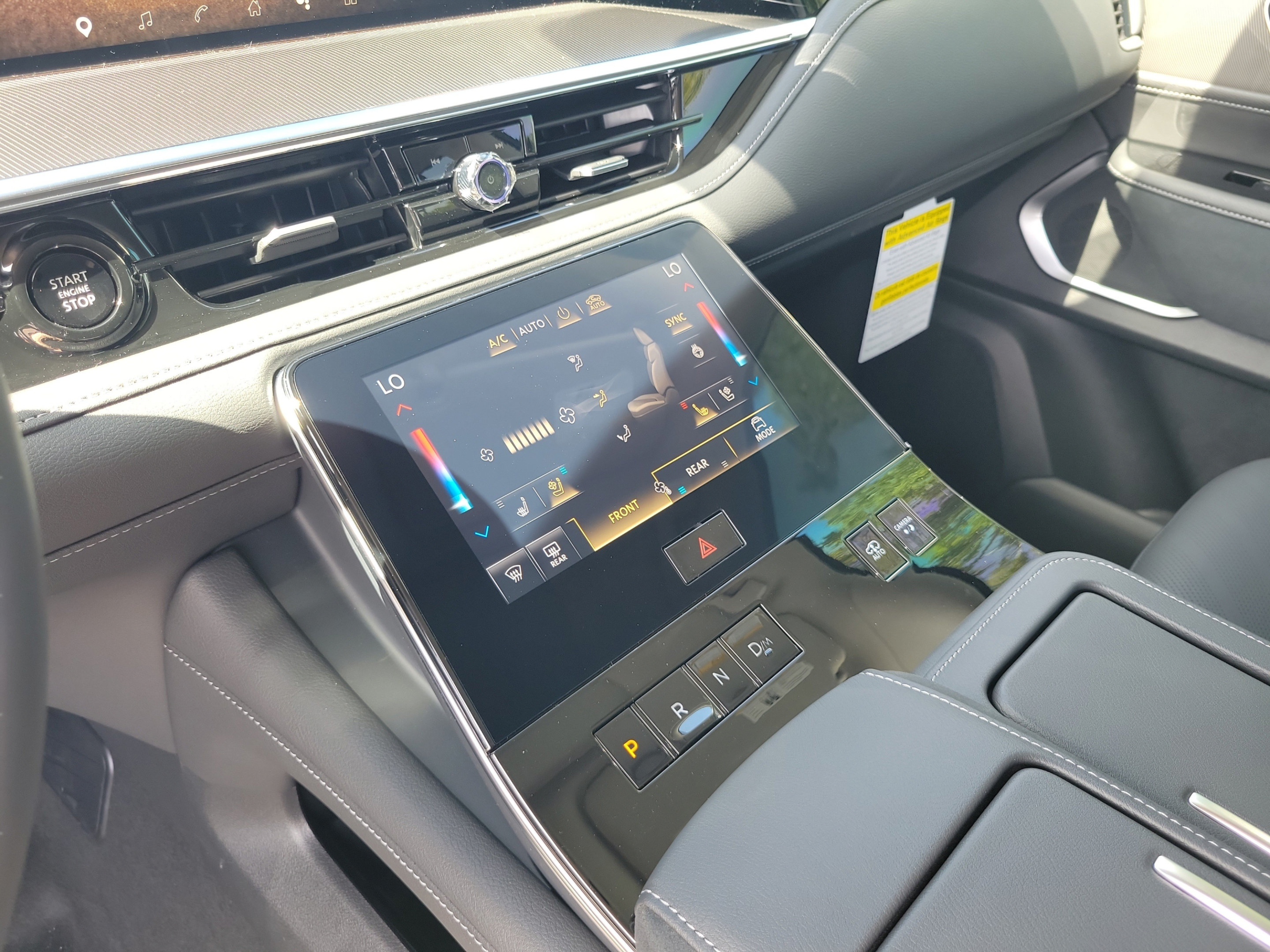 New 2027 INFINITI QX80 Luxe w/ Cargo Package RWD image 16