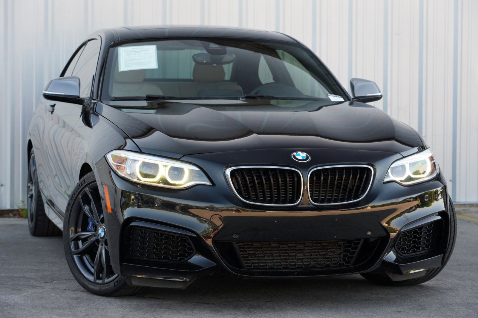 Used 2016 BMW M235i Coupe image 2