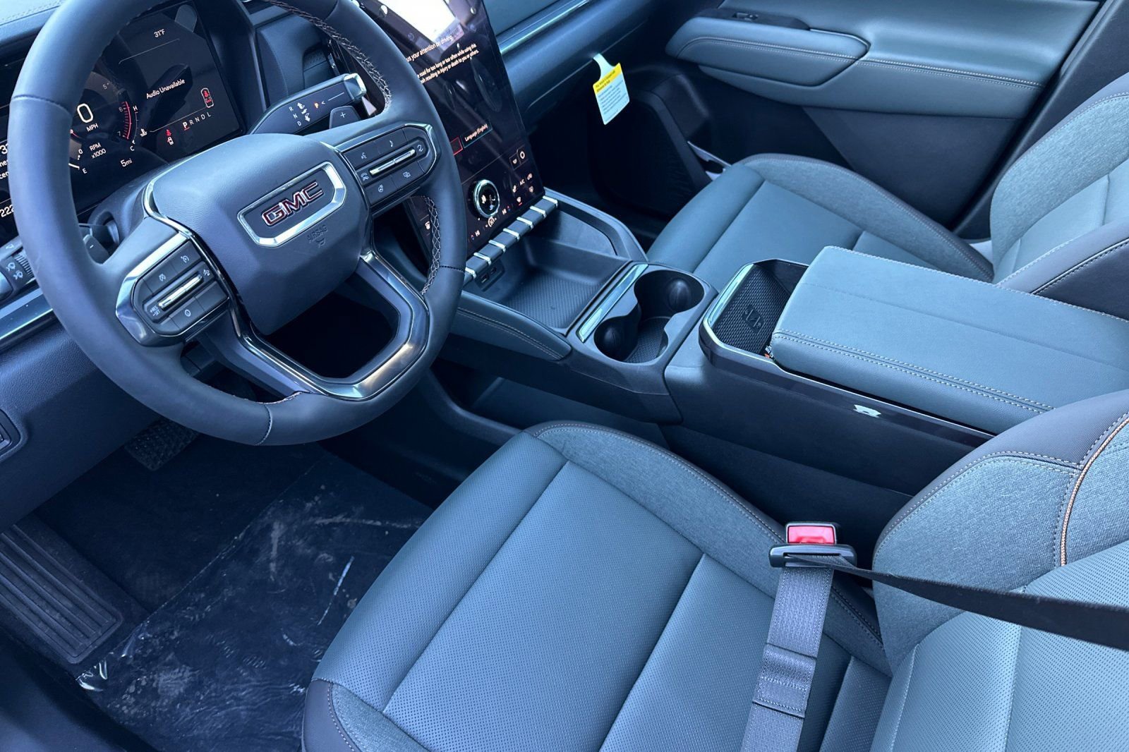 New 2026 GMC Terrain AT4 w/ LPO, Floor Liner Package AWD/4WD image 9