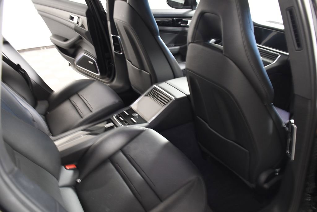 Used 2020 Porsche Panamera 4S AWD/4WD image 22