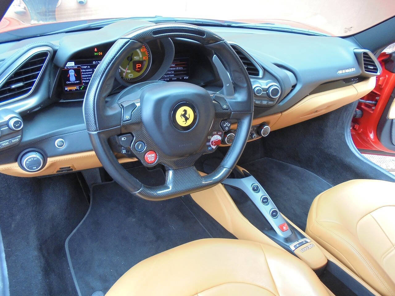 Used 2017 Ferrari 488 GTB RWD image 11