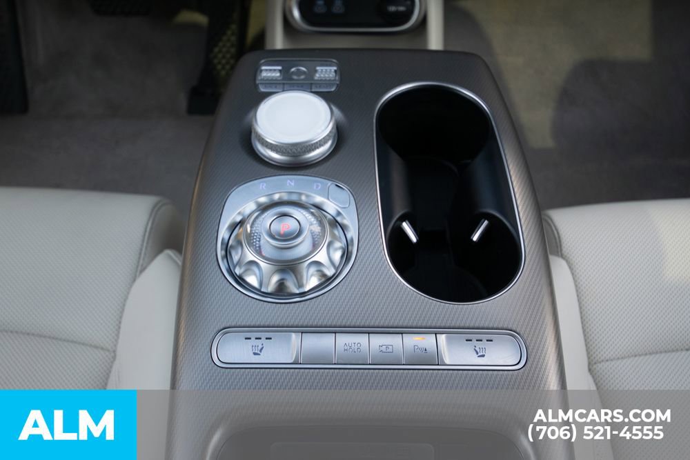 Used 2024 Genesis GV60 RWD image 36