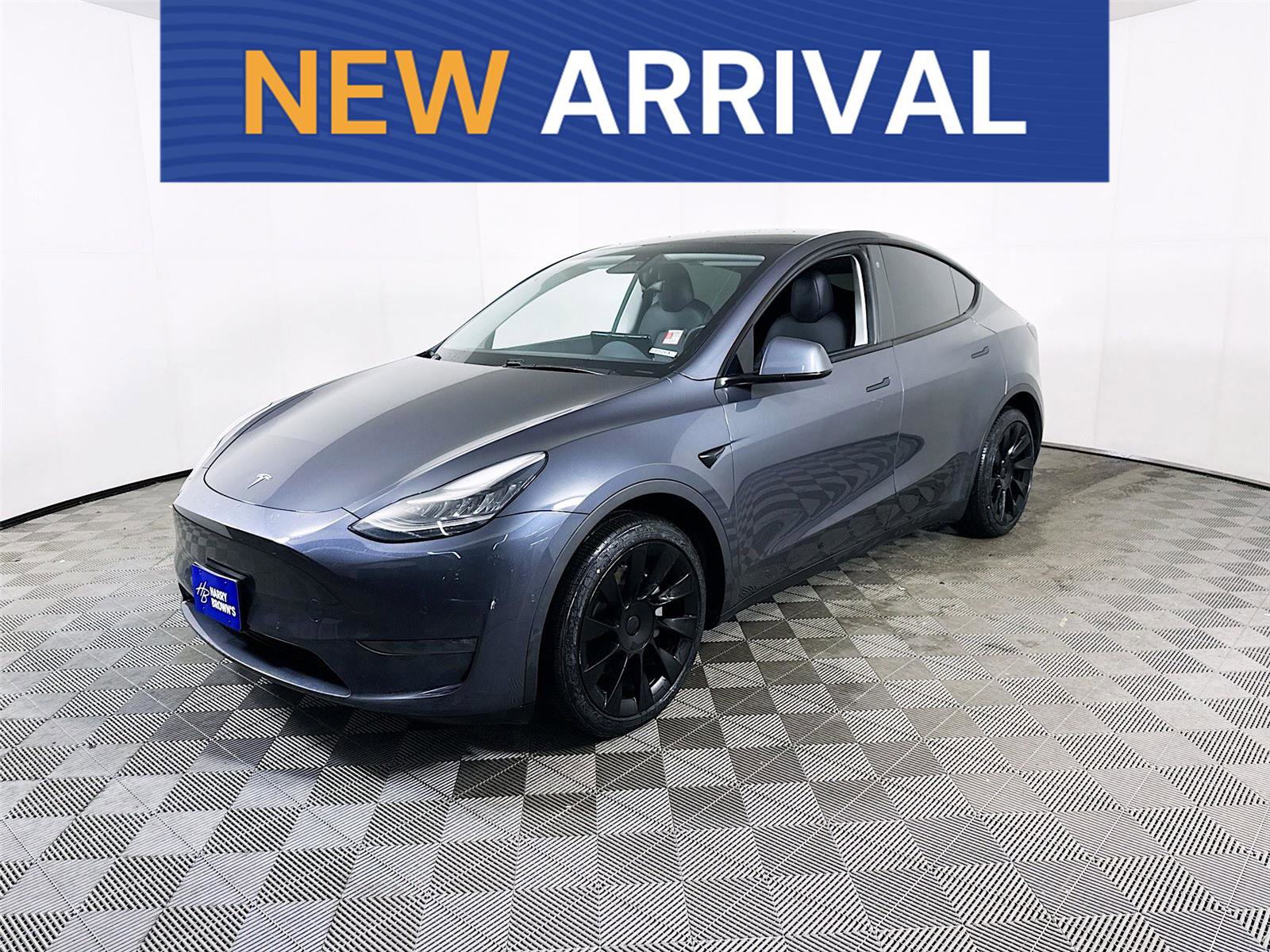 Used 2020 Tesla Model Y Long Range image 1