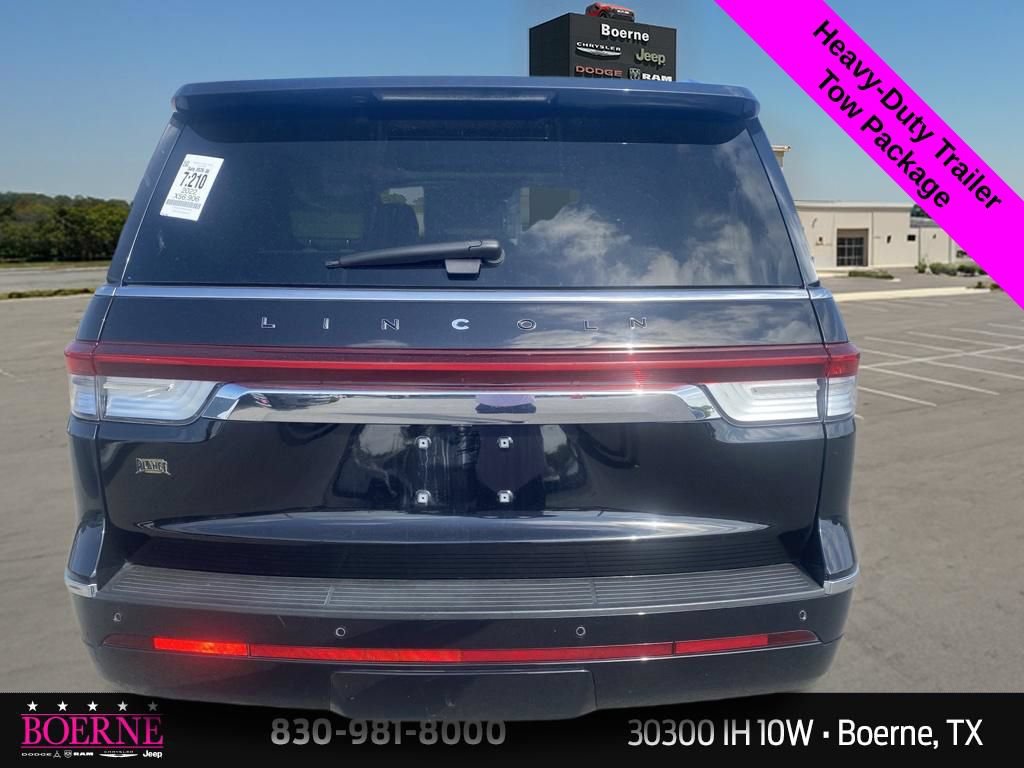 Used 2022 Lincoln Navigator Black Label AWD/4WD image 8