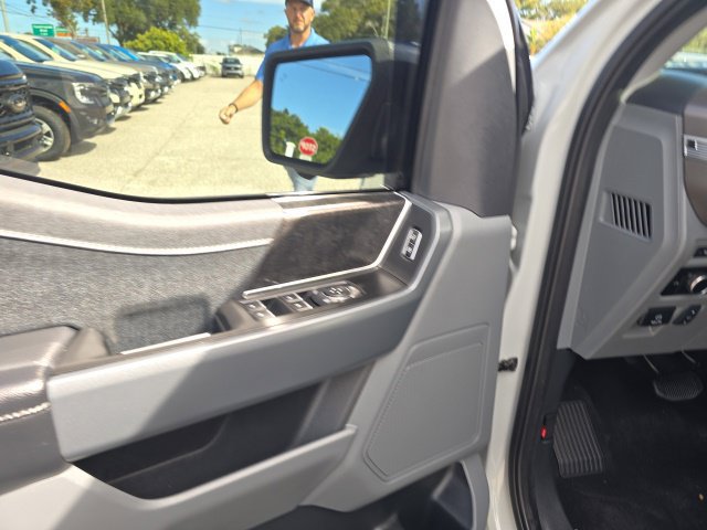Used 2024 Ford F150 Lightning XLT AWD/4WD image 10