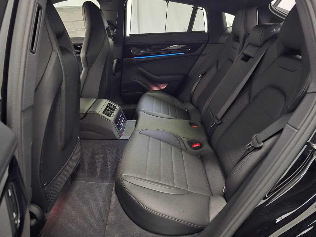 New 2026 Porsche Panamera 4 AWD/4WD image 22
