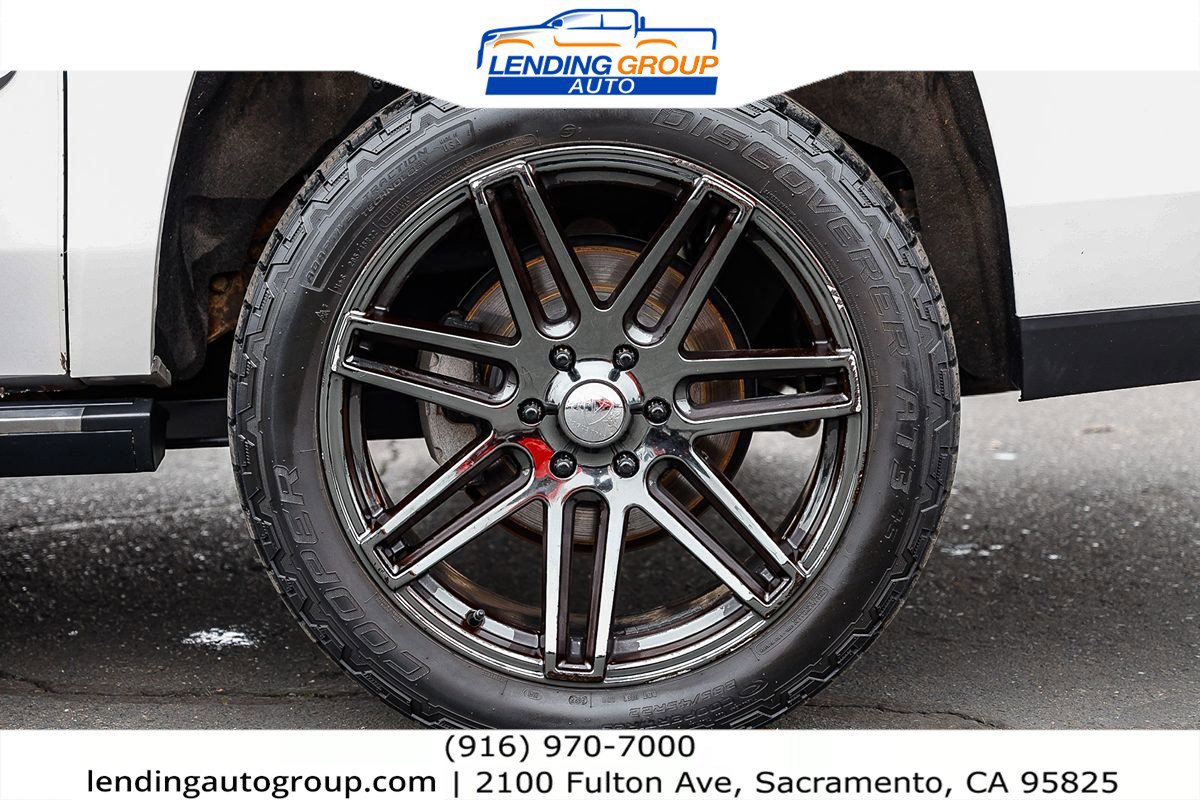 Used 2016 Cadillac Escalade ESV Platinum image 9