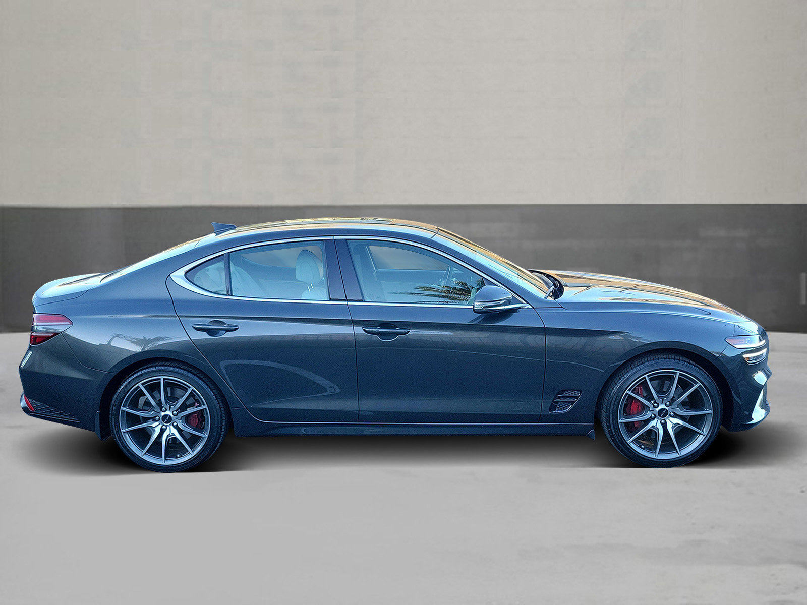 Certified 2025 Genesis G70 2.5T image 4