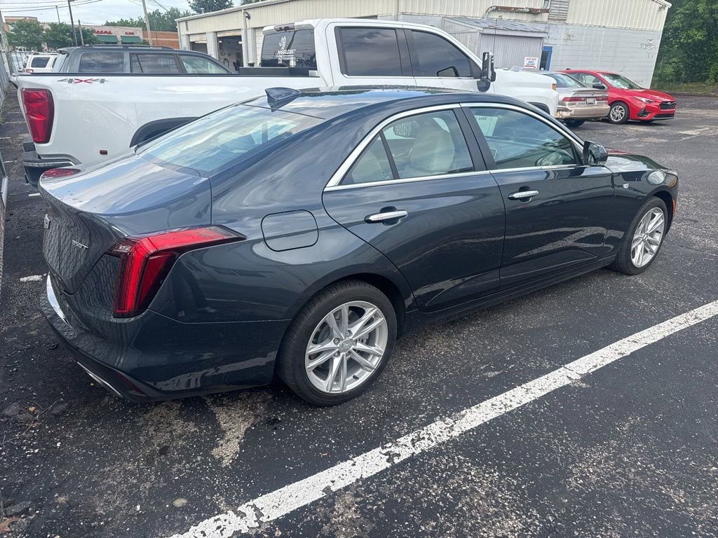 Used 2021 Cadillac CT4 Luxury w/ Sun And Sound Package RWD image 3