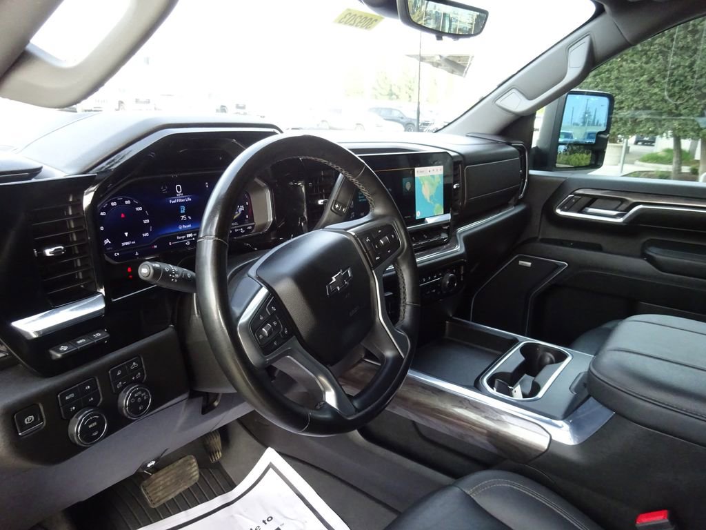 Certified 2024 Chevrolet Silverado 2500 LTZ w/ LTZ Plus Package image 16