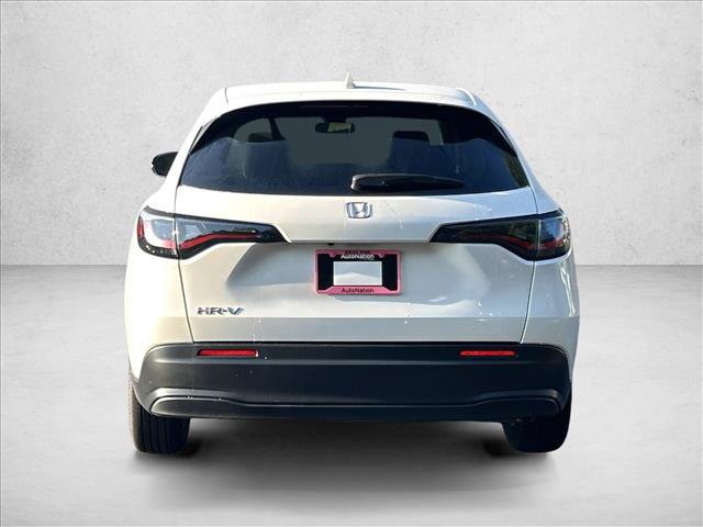 Used 2027 Honda HR-V LX image 8