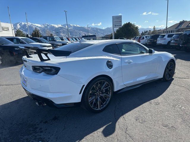 Used 2021 Chevrolet Camaro ZL1 image 7