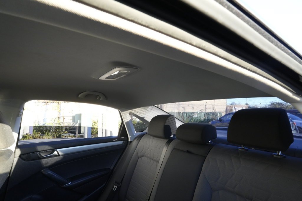 Used 2020 Volkswagen Passat 2.0T S FWD image 25