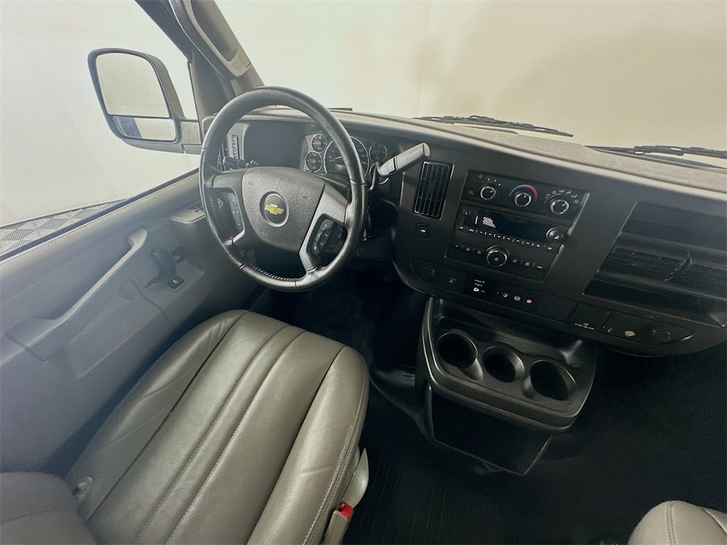 Used 2022 Chevrolet Express 2500 w/ Driver Convenience Package image 9