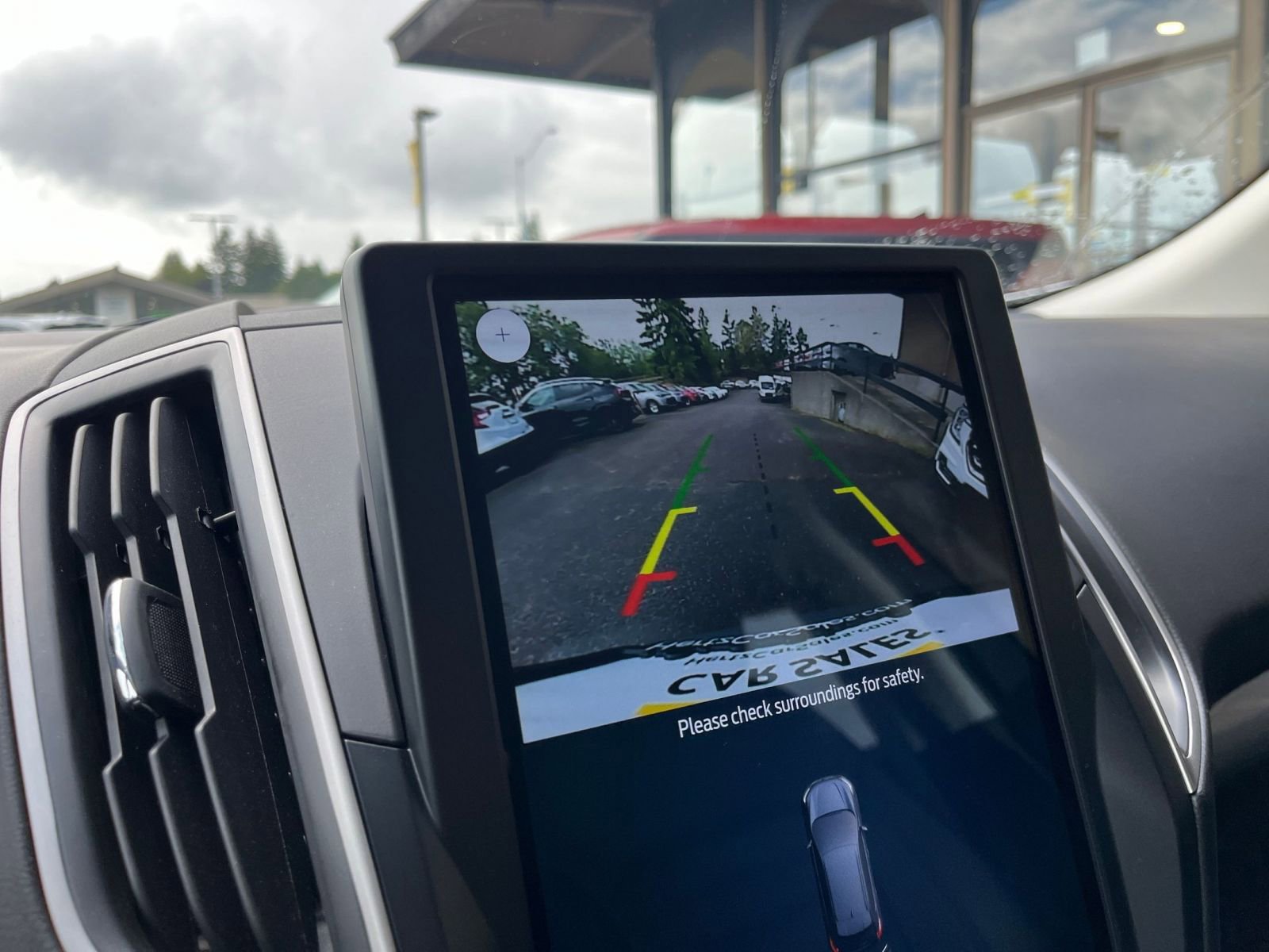 Used 2024 Ford Edge SEL image 17