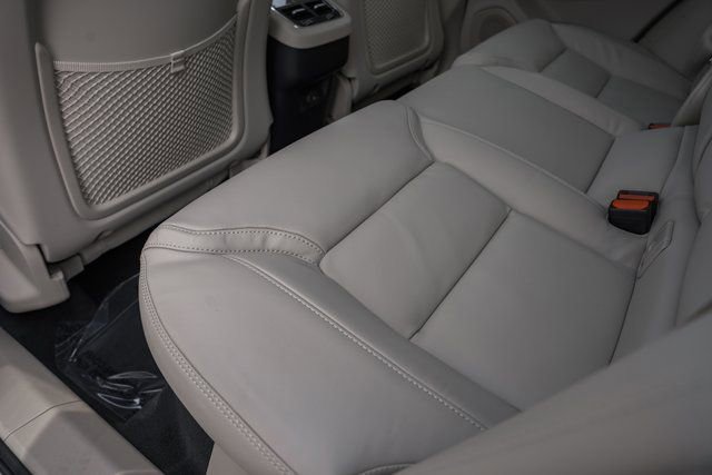 New 2026 Volvo XC60 B5 Ultra w/ Protection Package Premier image 35