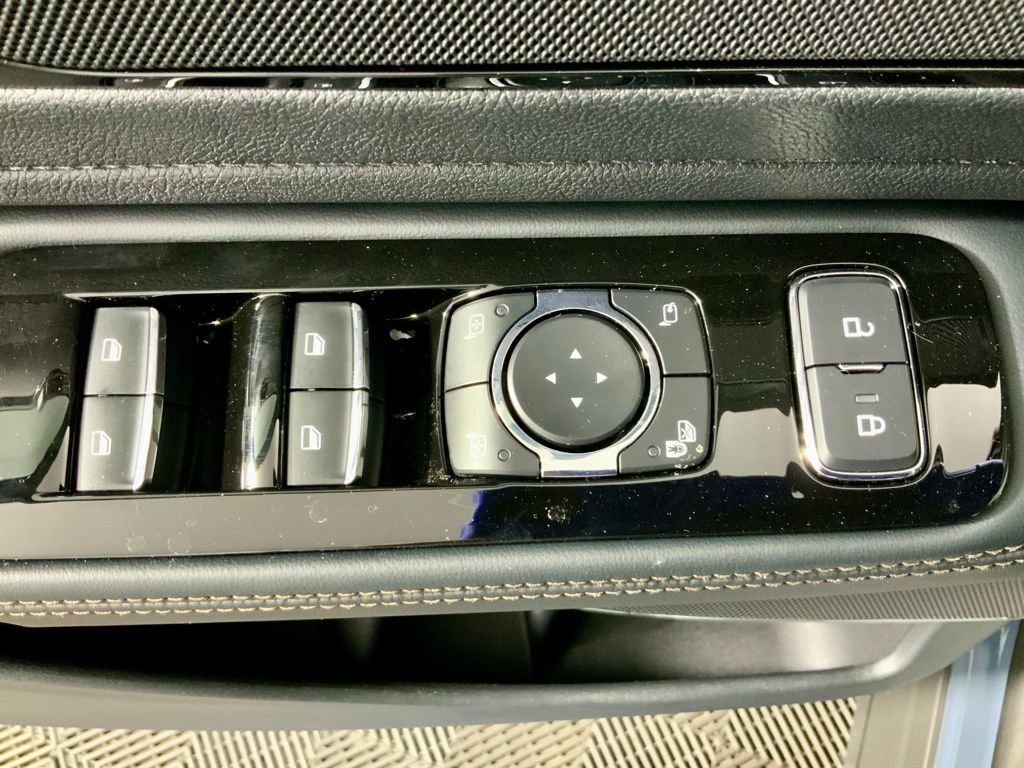 New 2026 Lincoln Aviator AWD image 23