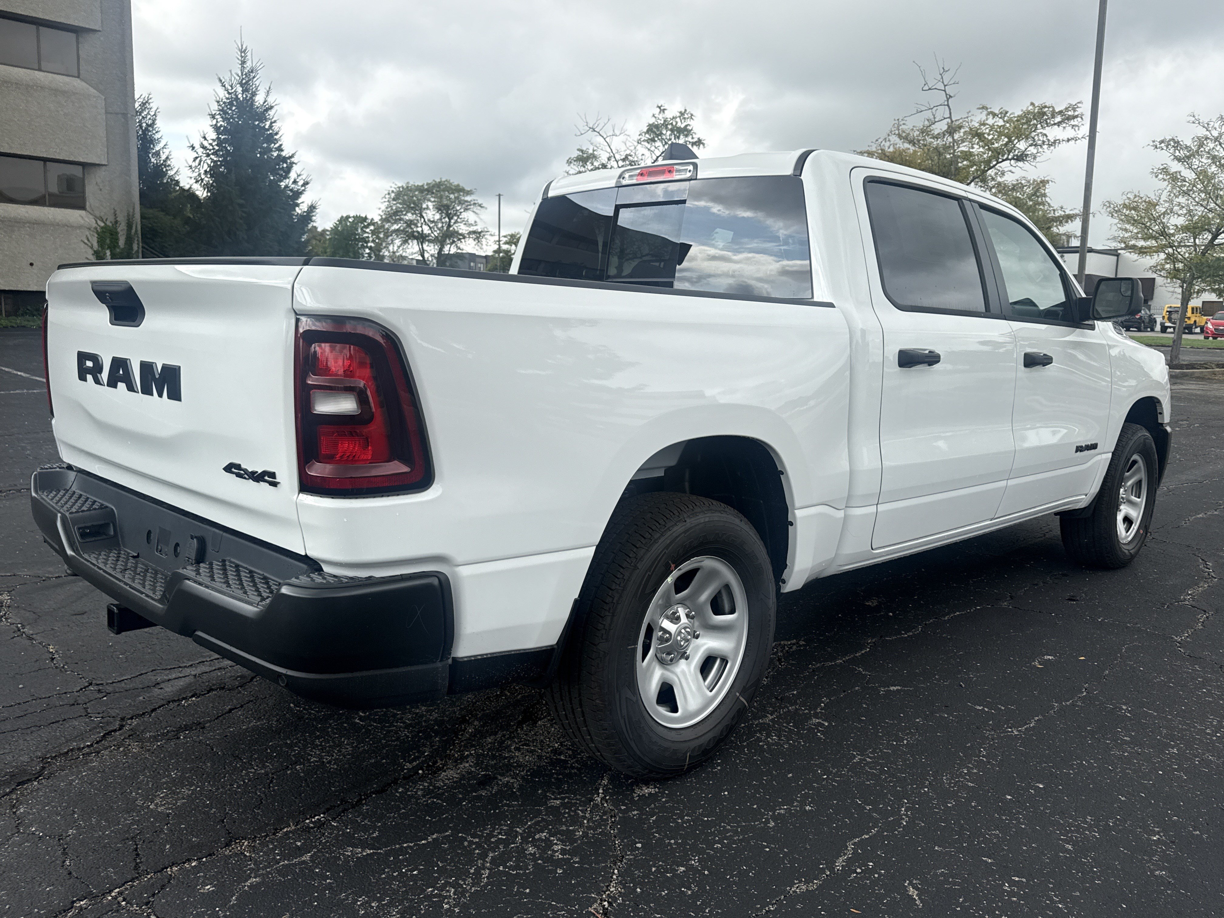 New 2026 RAM 1500 Tradesman AWD/4WD image 10