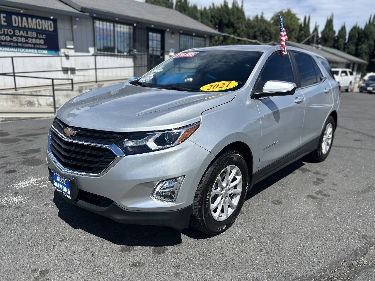 Used 2021 Chevrolet Equinox LT FWD image 3