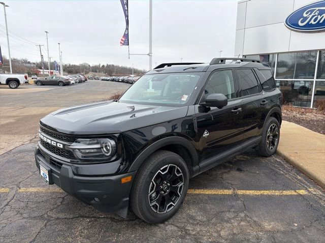 Certified 2025 Ford Bronco Sport Outer Banks w/ Outer Banks Tech Package+ image 3