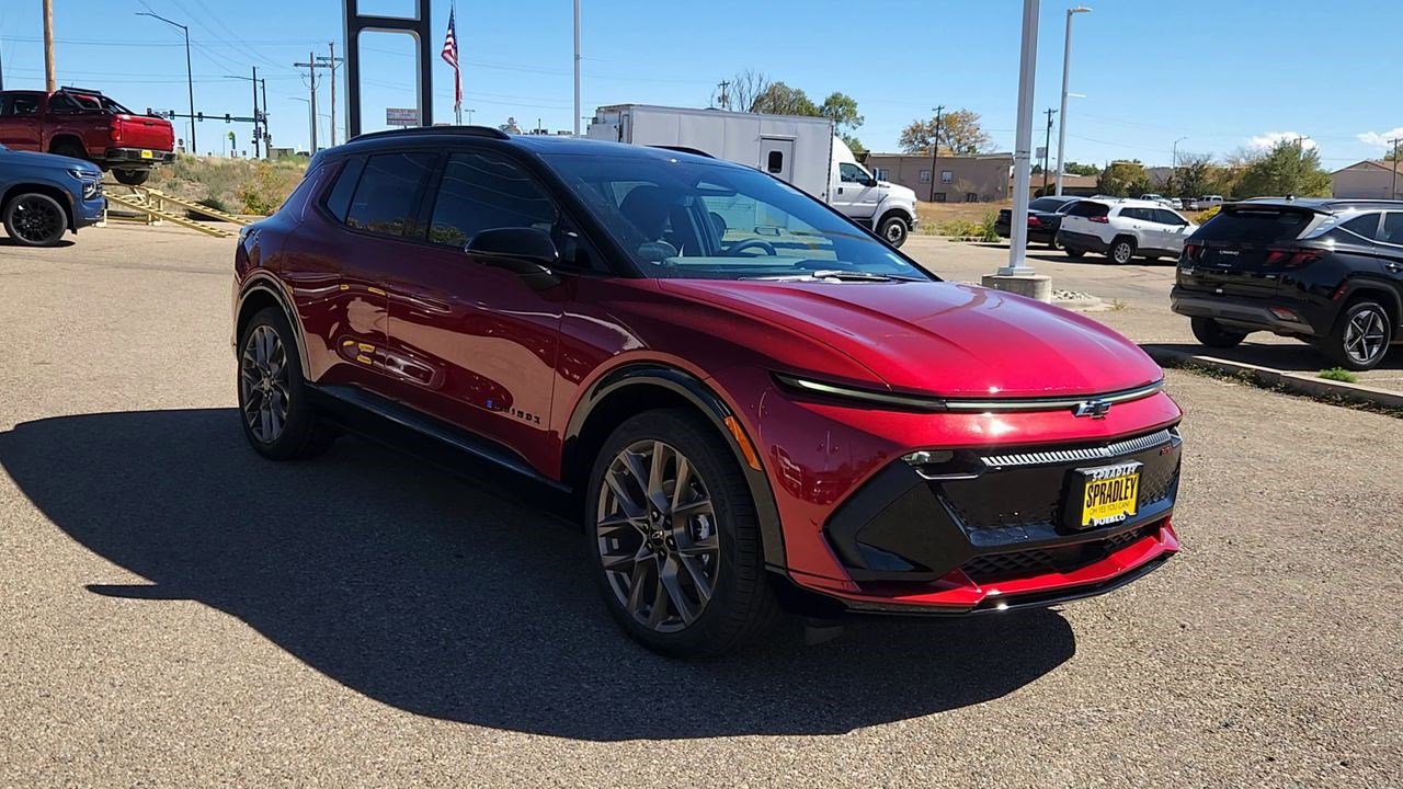 New 2026 Chevrolet Equinox EV RS image 2