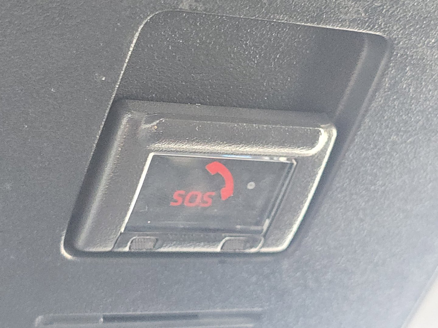 Used 2022 Toyota Camry SE w/ Convenience Package image 4