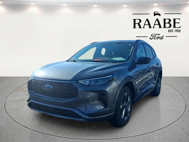 Used 2024 Ford Escape ST-Line w/ Tech Pack #1 AWD/4WD image 3