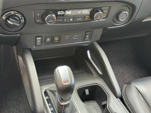 Used 2024 Nissan Frontier SL w/ Technology Package AWD/4WD image 11