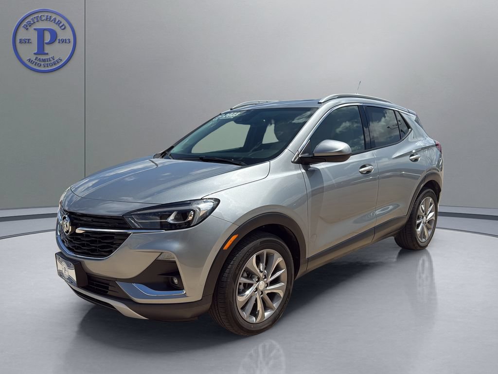 Used 2023 Buick Encore GX Essence w/ Experience Buick Package FWD image 3
