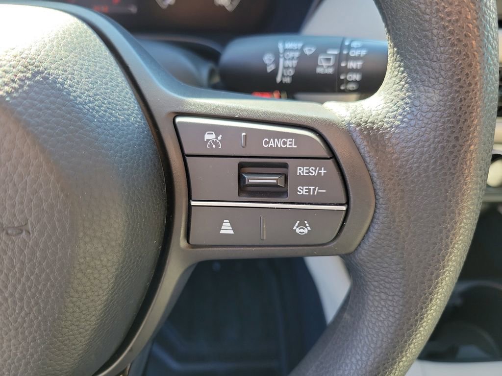 Certified 2023 Honda HR-V LX image 25