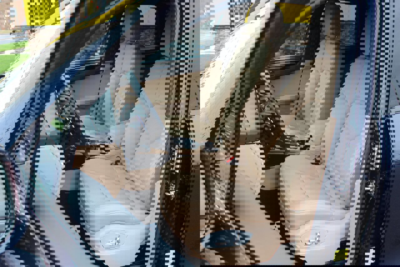 Used 2022 Porsche Macan image 12