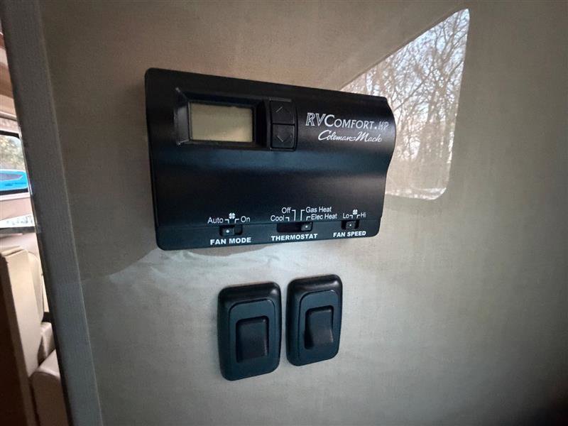 Used 2015 Mercedes-Benz Sprinter 3500 image 37