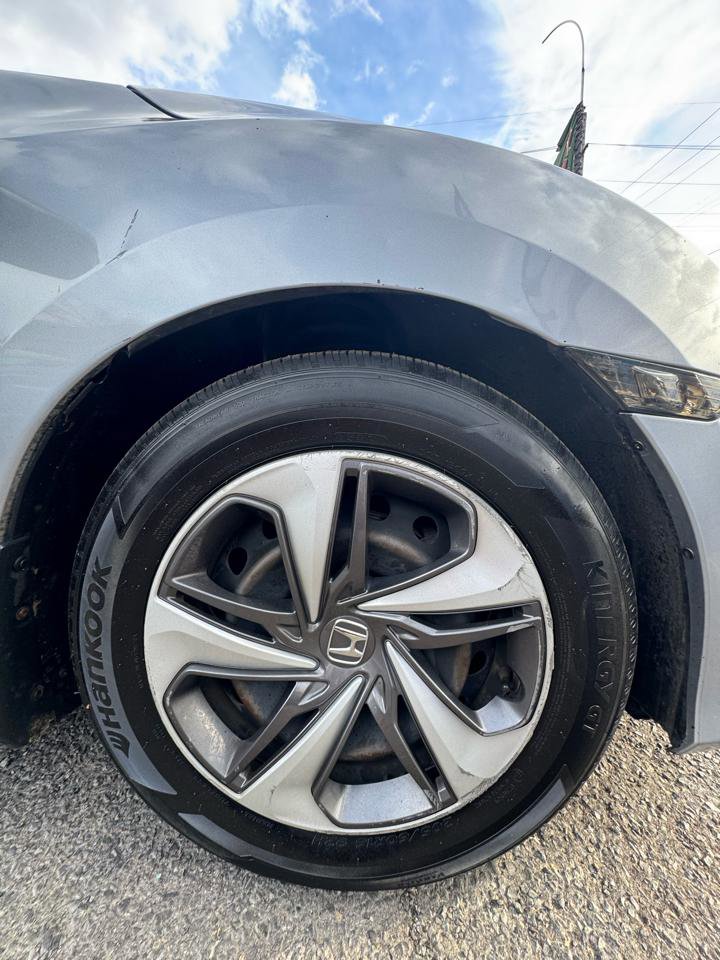 Used 2019 Honda Civic LX image 18