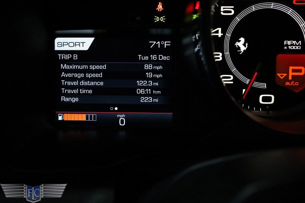 Used 2020 Ferrari F8 Tributo image 27