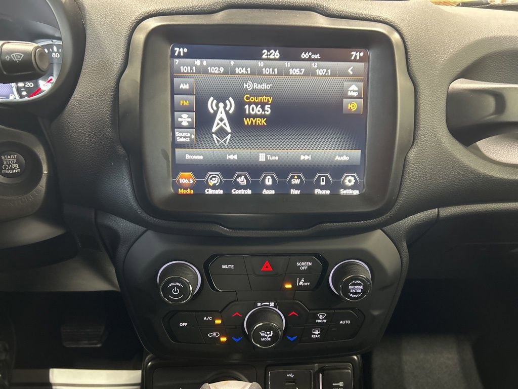 Used 2022 Jeep Renegade Latitude w/ Convenience Group image 12