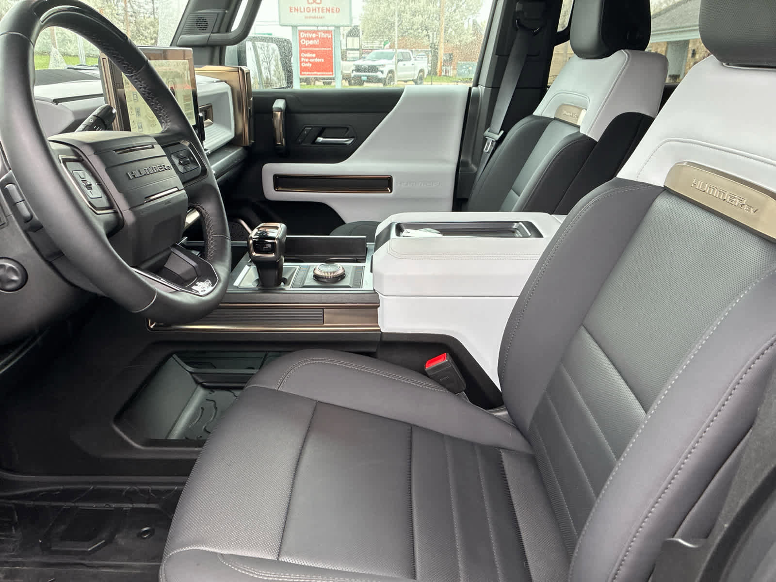 Used 2024 GMC Hummer EV 2X w/ Extreme Off-Road Package image 11