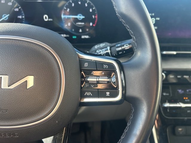 Used 2024 Kia Carnival SX image 18