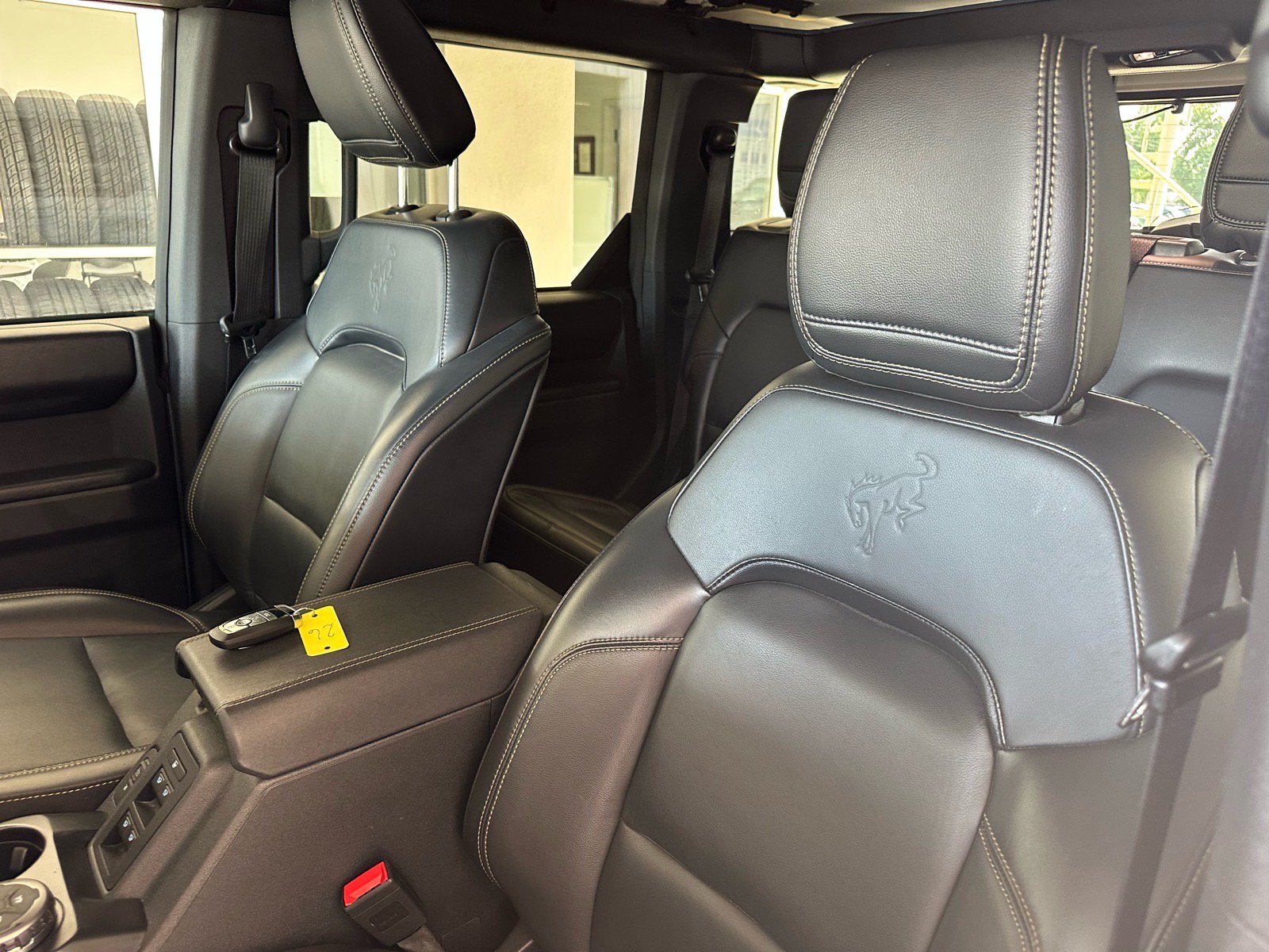 Certified 2025 Ford Bronco Badlands AWD/4WD image 19